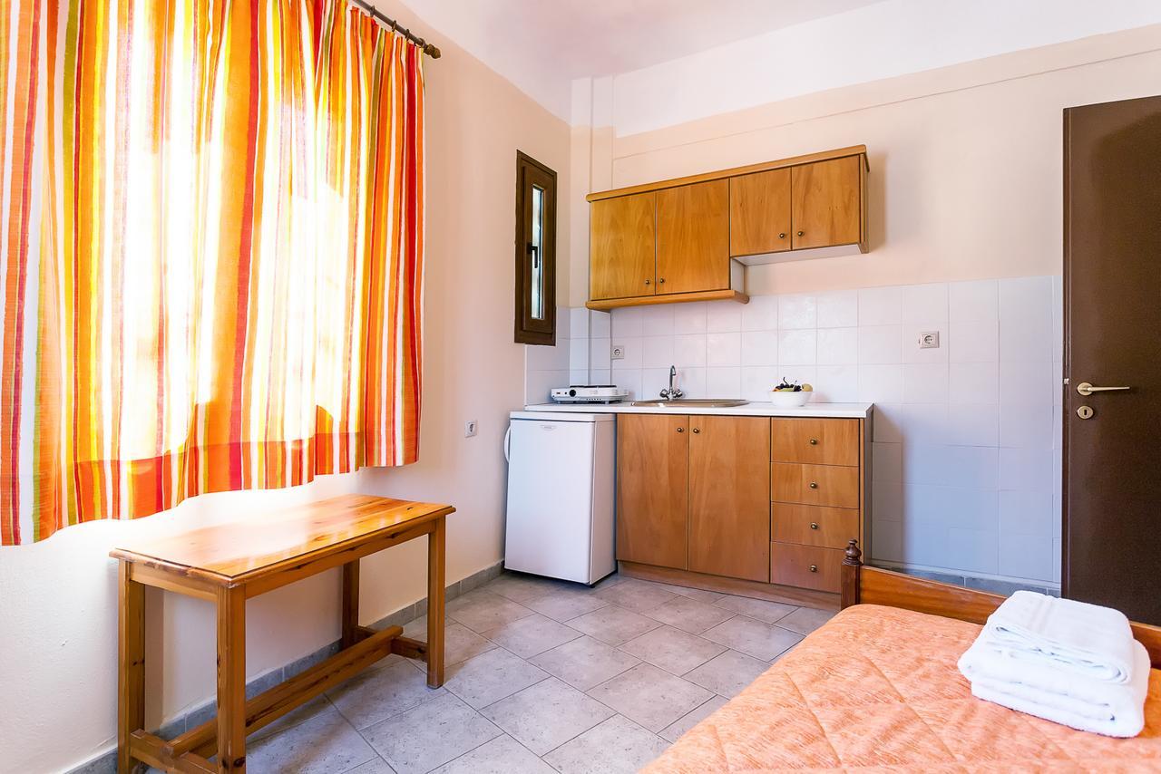 Mon Repos Aparthotel Panormos  ภายนอก รูปภาพ